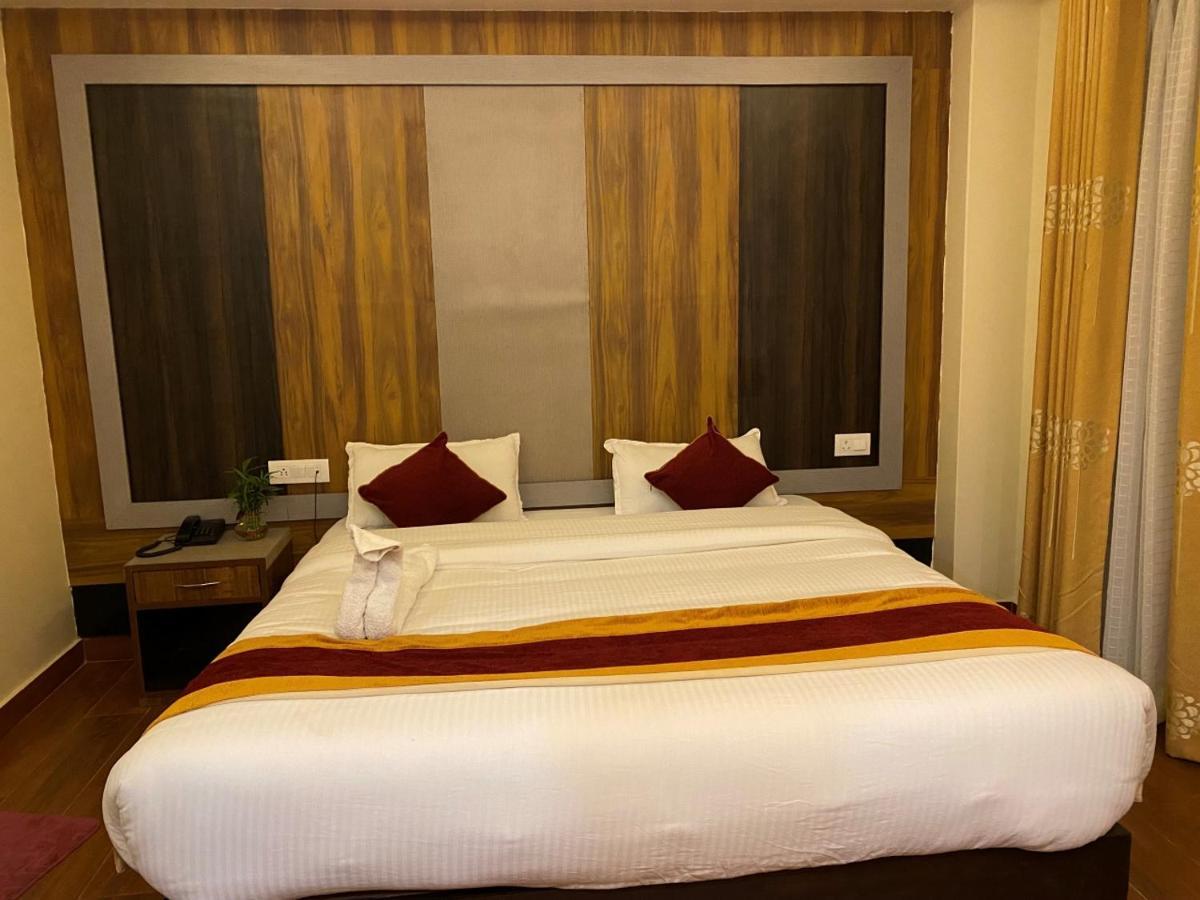 Hotel Murano Покхара Экстерьер фото