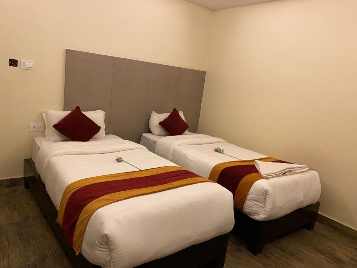 Hotel Murano Покхара Экстерьер фото