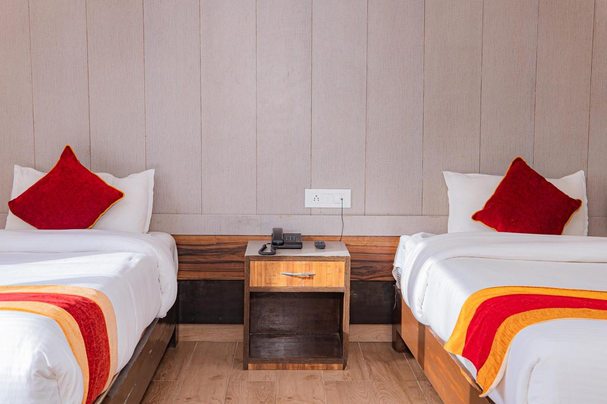 Hotel Murano Покхара Экстерьер фото